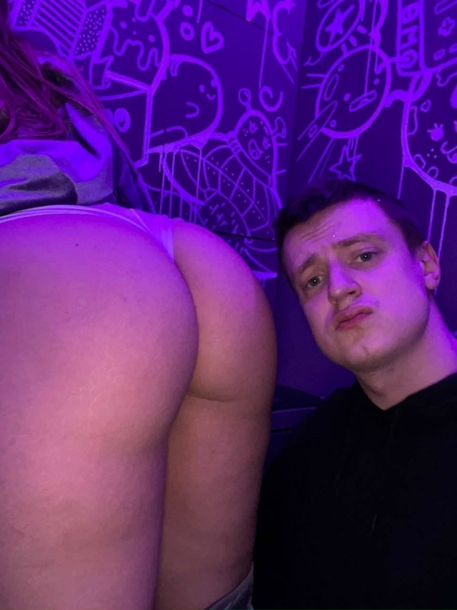 💸 Миллионер раздаёт по 5 000₽ за вход в MELLSTROY
🟥 В стрим?...