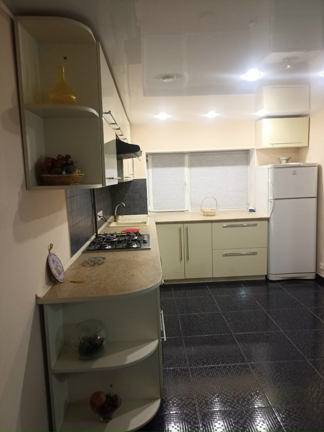 Продаётся дом в Свердловске,р-н Стройгородок,ул.Украин...