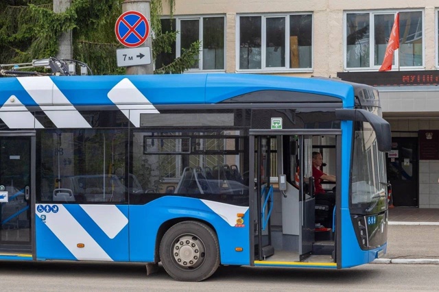 👉Смоленск тестирует новый троллейбус КАМАЗ с автоном...
