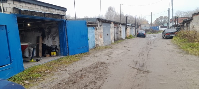 Продается гараж 6х4 м, в районе КОС, центральный ряд, в 201...