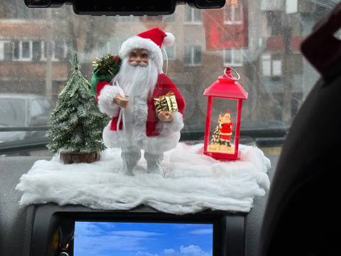 🎄🚕А таксисты уже вовсю создают новогоднее настроени...