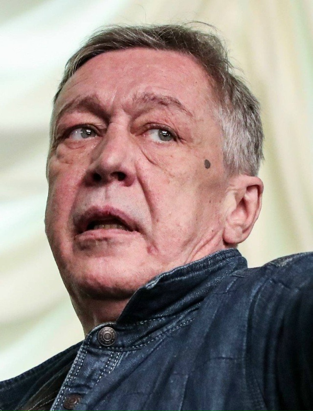 Михаил Ефремов разводится с пятой женой после 23 лет бр?...