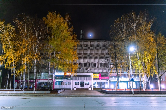 Туманная ночь в нашем прекрасном городе.
Пока все спят...