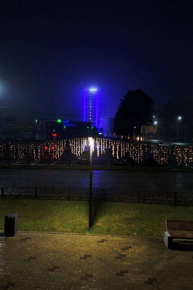 Туманный вечер.
Ильтимиров📸