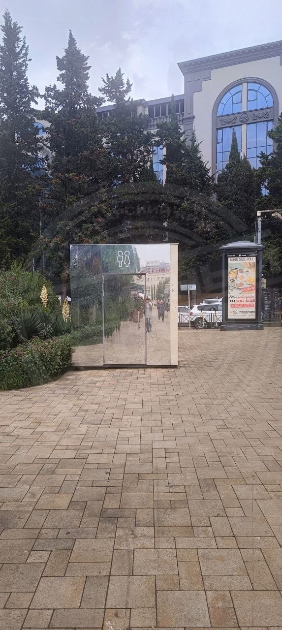 Памятник пустым тратам бюджета в центре Сочи
В самом-с...