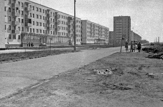 Евпатория 1965-75 – Новостройки на ул. Демышева. 1971 – Вид ?...