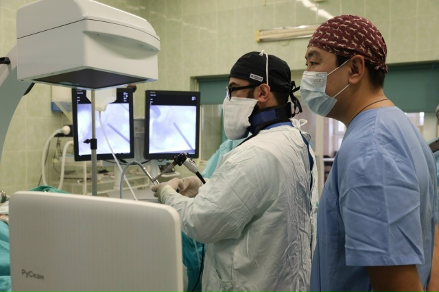 💎 В Раменском удалили огромный камень из почки через ?...