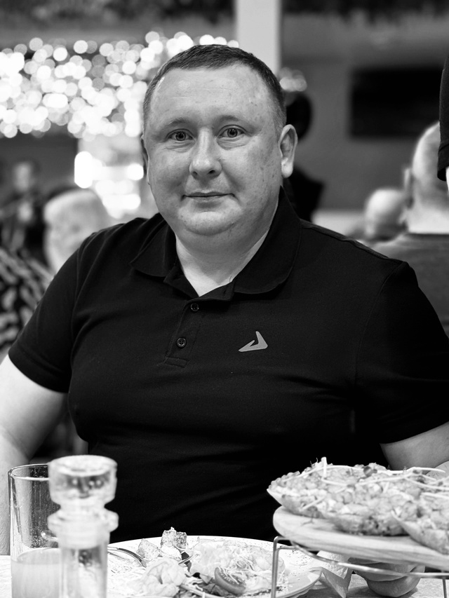 Умер наш друг , сын, брат , муж-
Заморошкин Александр.
Пр...
