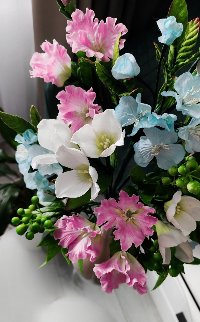 💫Кружево, сотканное из света и мечты...
Ночник из коры ...