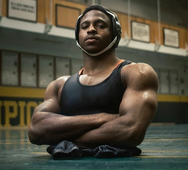 Зайон Кларк из Огайо родился без обеих ног, но эта особ?...