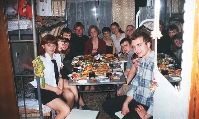 Так проходили обычные студенческие дни в общагах. А вы ...