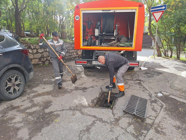 Потопы ВСЁ!
На минувшей неделе сотрудники ДЭУ г. Ялта в?...