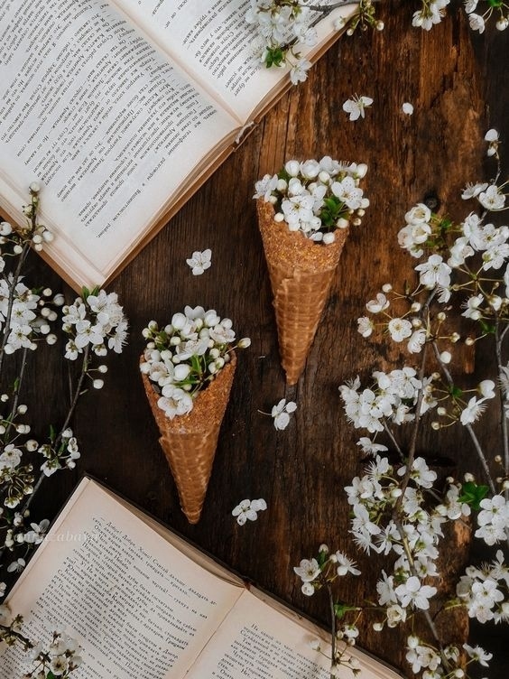 Люди злы в тoй меpе, в кaкoй неcчaстны.