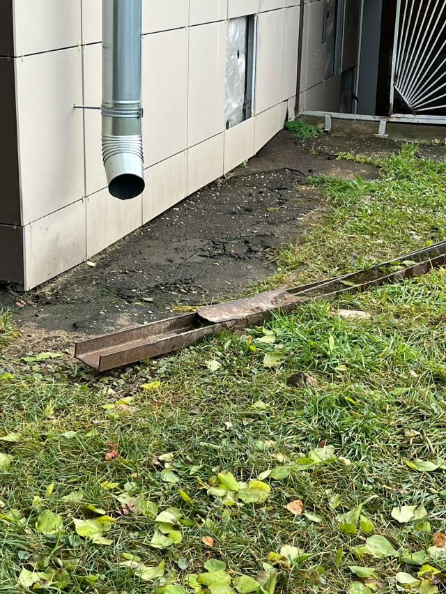 Анонимно.
Вопрос к Администрации - в Северном микрорай?...