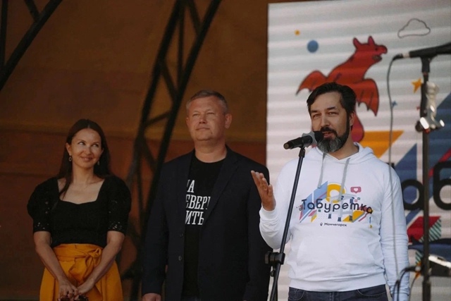 🎤🦖Куценко, динозавры и гигантская скатерть - в Монче?...