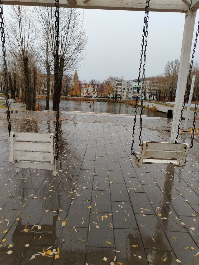 А дождь идёт а дождь идёт...