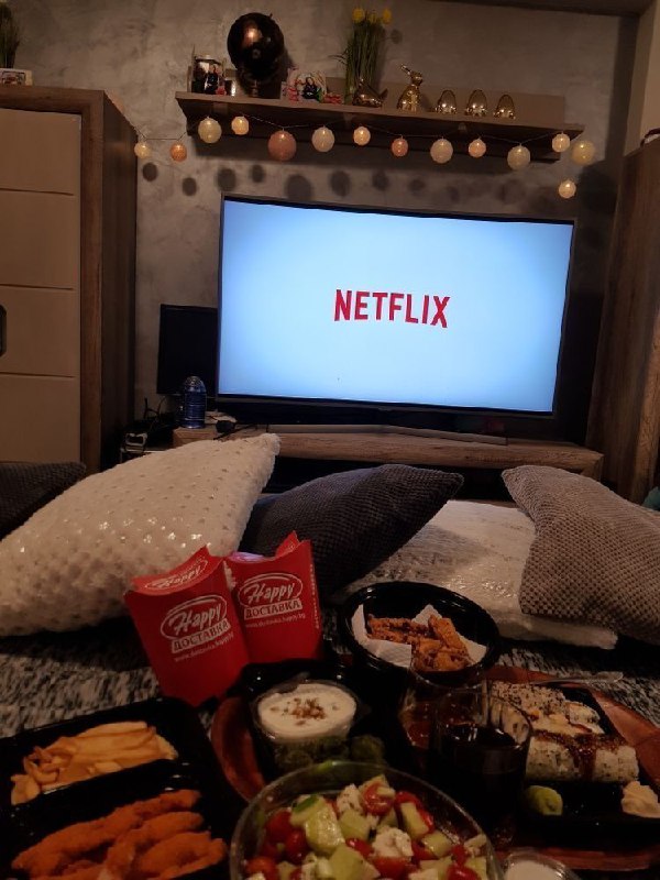 Девочки, сегодня отмечается день «запойного» просмотра сериалов (Binge Day).
Вот и планы на вечер п