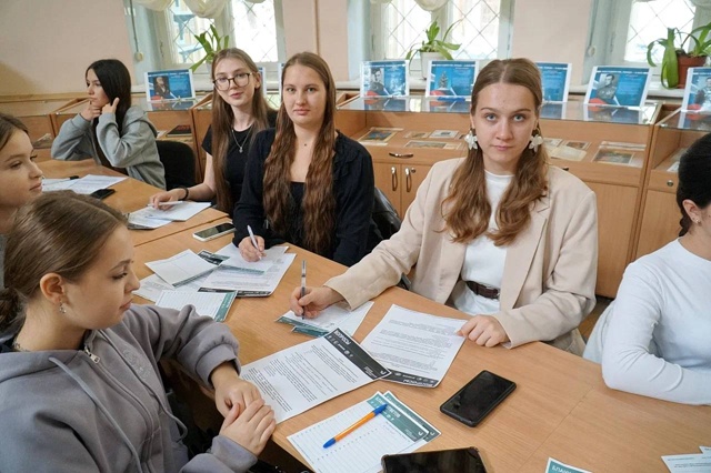 Сегодня Евпатория присоединилась к просветительской ?...