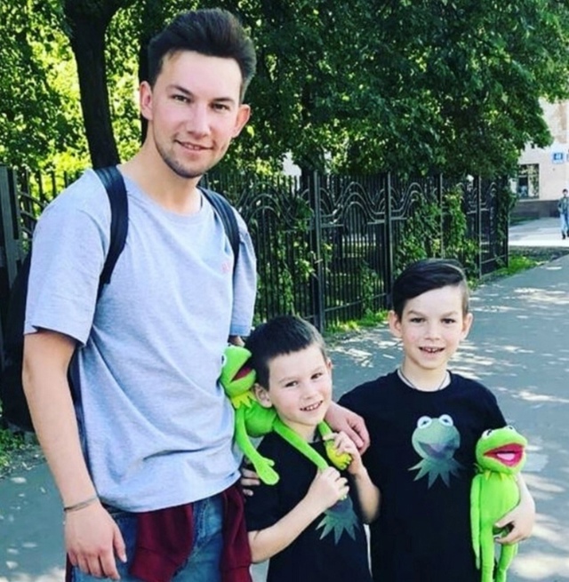 🧨 «Гнида из Кадетства» — актёр Кирилл Емельянов брос?...