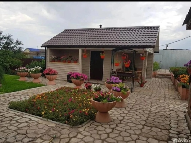 Продам квартиру в двухквартирном брусовом доме 100м². Т...