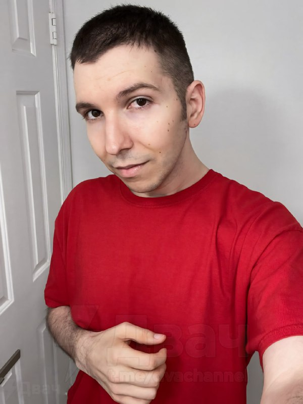 Внимание: Никакадо Авакадо больше не пидорас.
Фуд-блогер Николас Перри (его настоящее имя) к 35 год