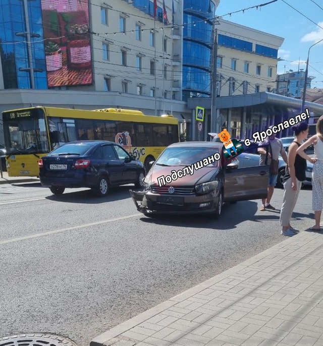ДТП на ул. Свободы. Пробка.