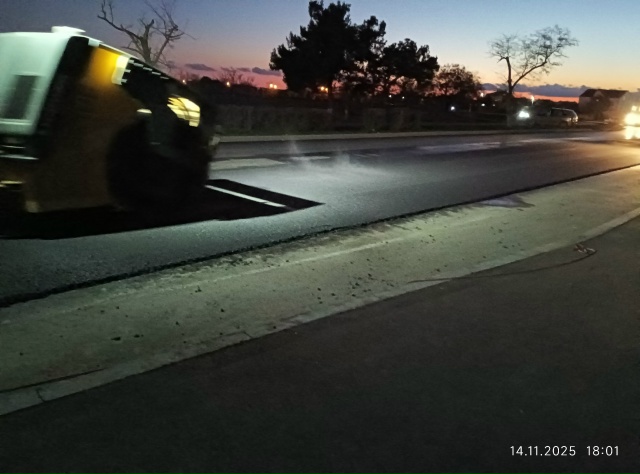 Аллея Дружбы
Темнота не мешает Азимуту укладывать вер...