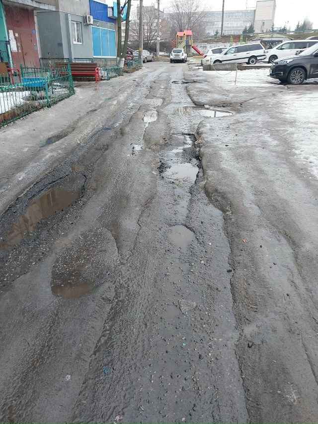 😱 Жители дома №16 по улице Литовской возмущены состоя?...