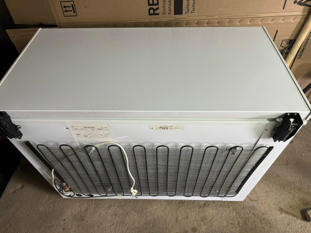 Добрый день! Продам морозильную камеру. Состояние ново...