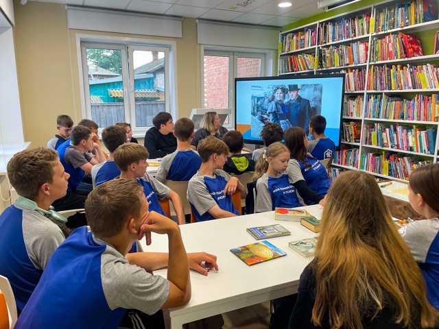 📚 ПО ПУШКИНСКОЙ КАРТЕ - В БИБЛИОТЕКУ.
В Детской библи?...