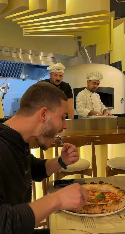 Поучительная история в двух актах