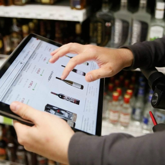 Алкоголь и сигареты станут доступны для онлайн-заказа ...