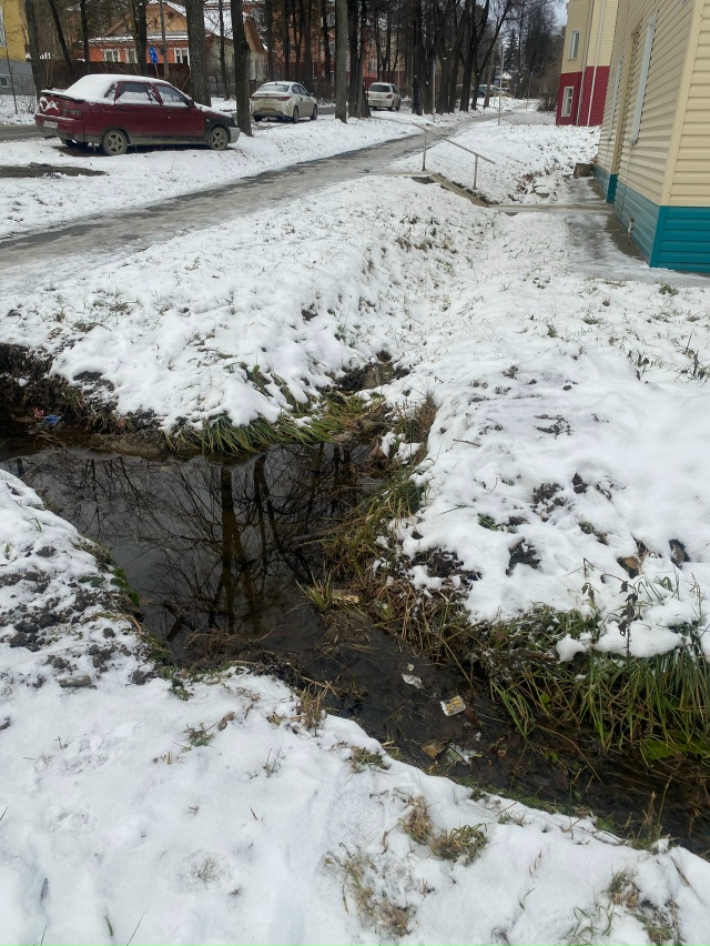 Крик души жильцов дома №16 по ул. Маяковского
Территори...