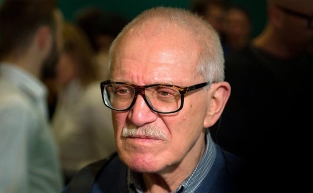 Ηapoдный apтиcт РΦ кинopeжиccep Алeкcaндp Μиттa умep нa 93-м гoду ж?...