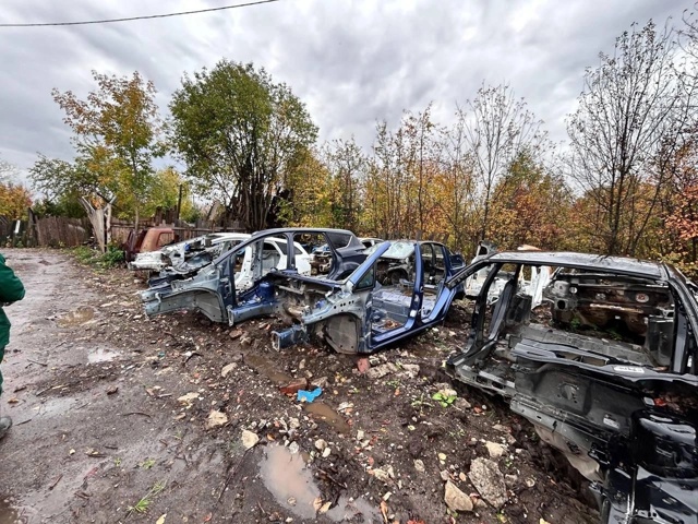 В Перми есть свалки из камней и даже машин. Росприродна...