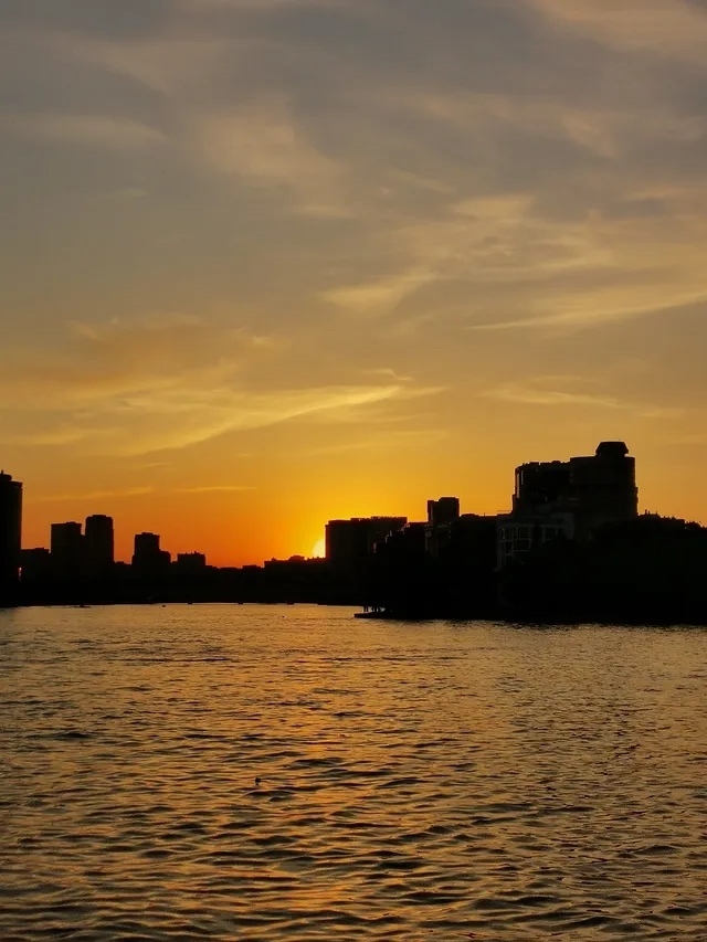 Яркие краски осеннего заката🌅