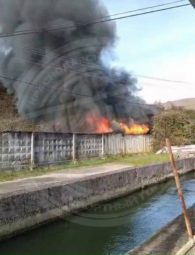 В пожаре в селе Казачий брод пострадал мужчина
Предпо?...