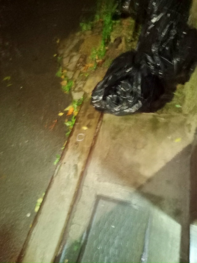 АНОН. (НЕ УВАЖАЕМОЕ Жил. Хоз), мы, жильцы дома 21 по моло?...