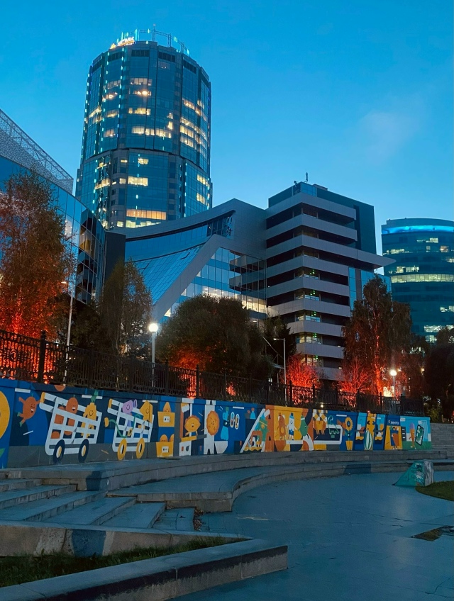 Осенний вечер в столице Урала🌃