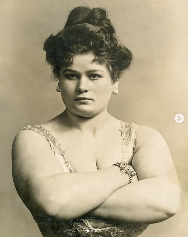 По-настоящему сильная женщина, Мария Лурберг, 1908 год.
М...