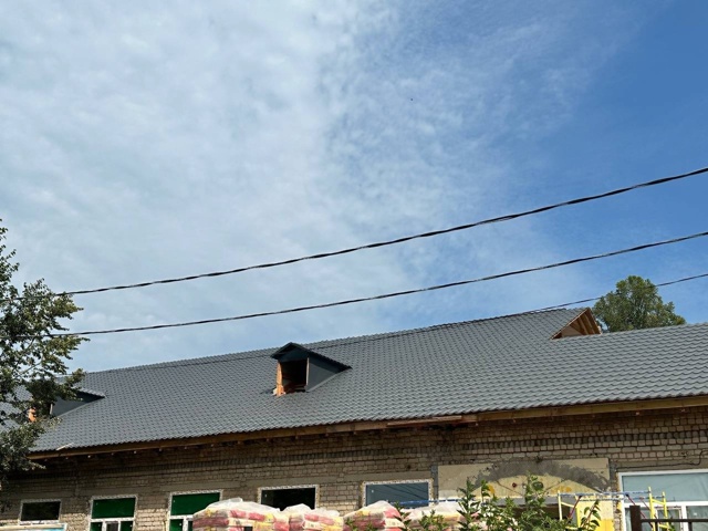 Капитальный ремонт школы в поселке Колычево: кровельн?...