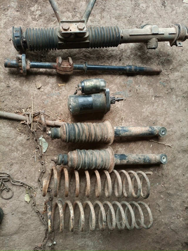 Продам рабочие запчасти на ваз 2109, цена договорная. 895103...