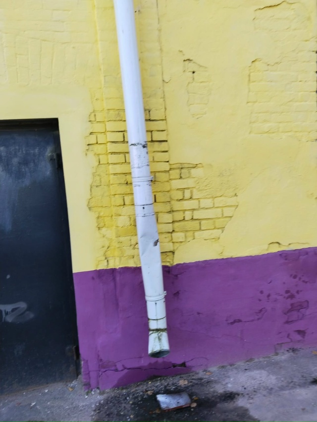 Срали, мазали, лепили
В пыли дорог, под солнцем жгучим,
...