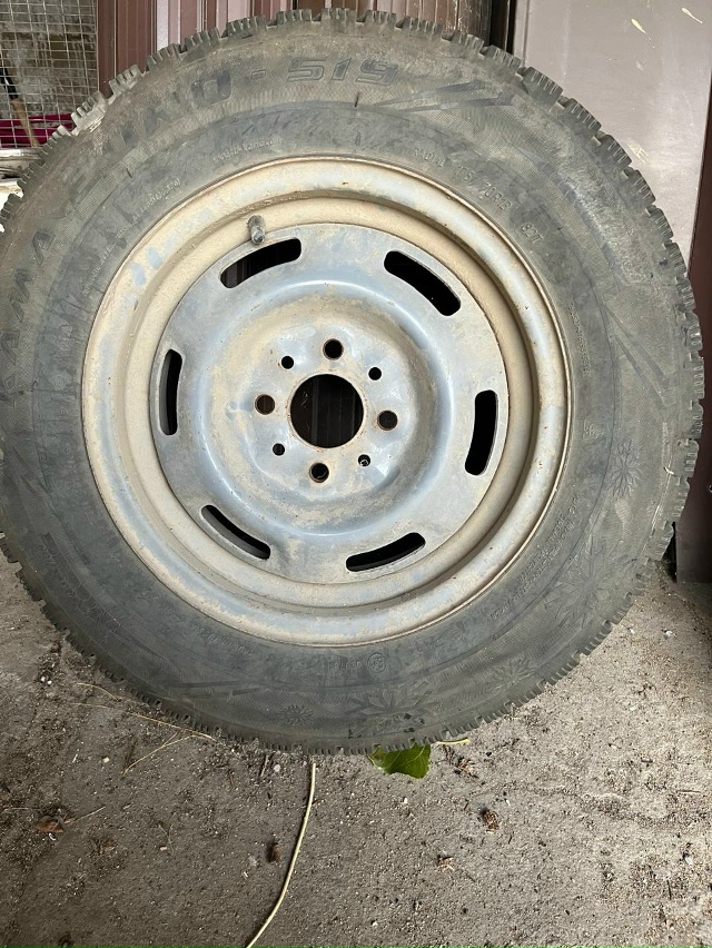 Продам комплект зимней ризыны R13. Отбалонсированые с д?...