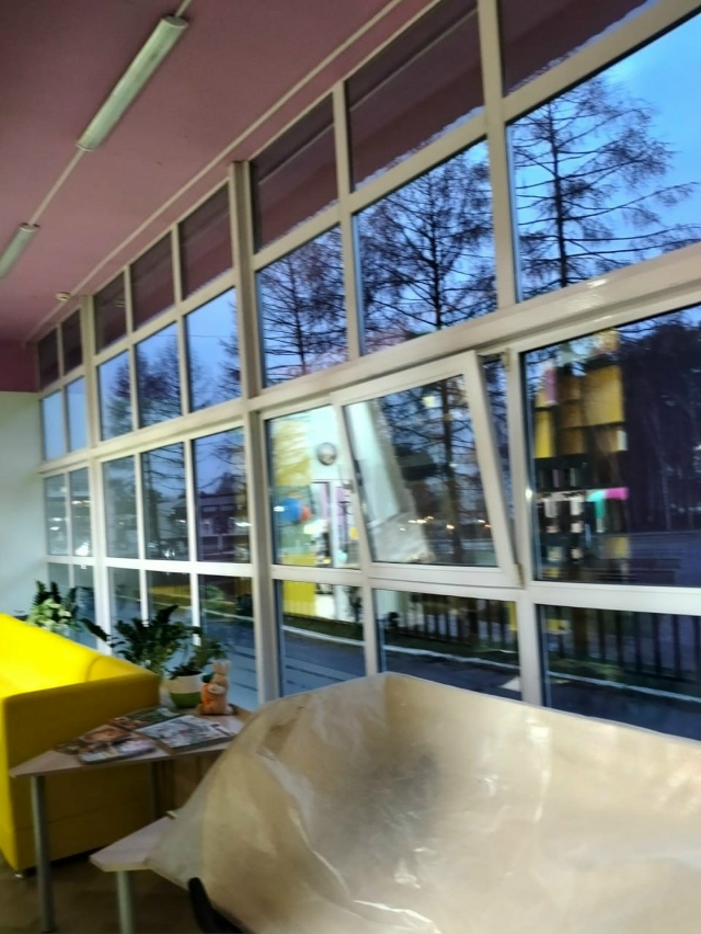 Сегодня были в центральной детской библиотеке.Картина...