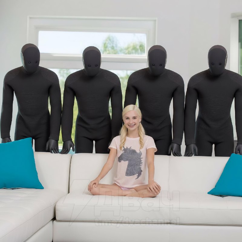 Шутка про индуса в костюме робота NEO — это не шутка: роботами первое время будут управлять люди, по