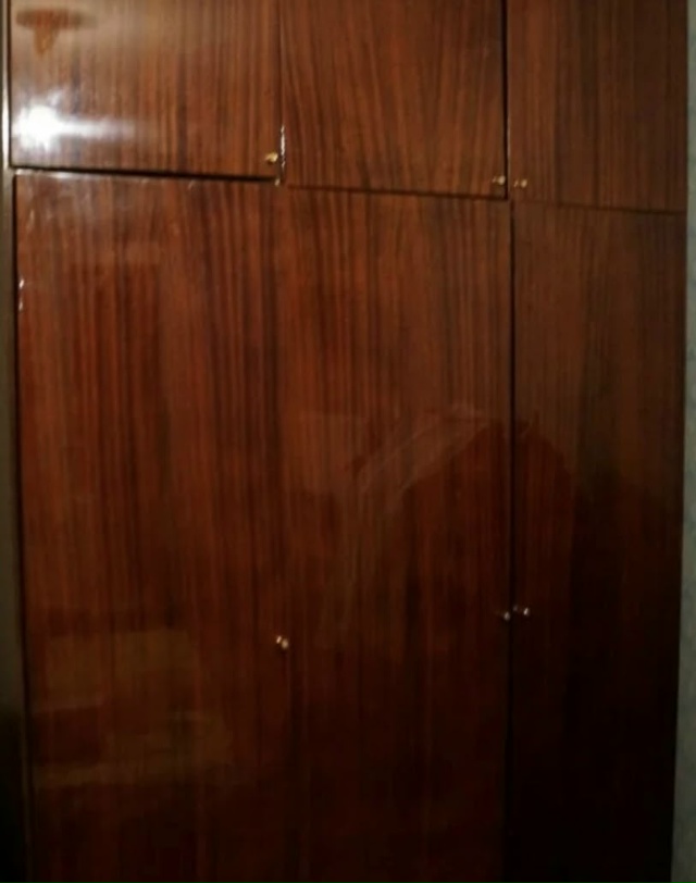 Здравствуйте.Кто мог бы разобрать шкаф в квартире?И ка?...