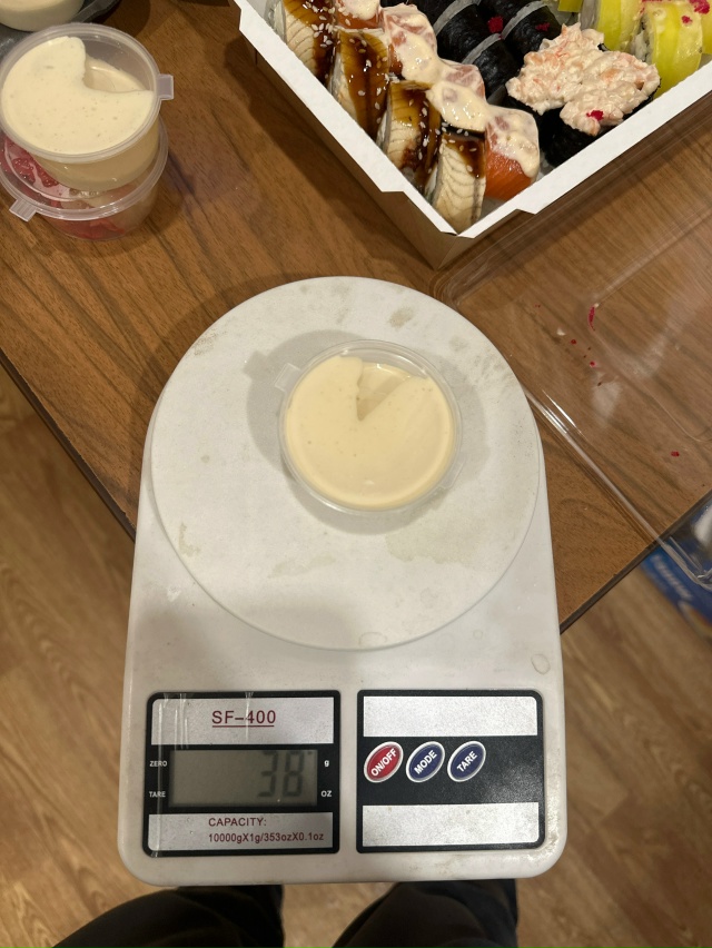 🗣️ Вопиющий случай в сервисе доставки роллов, точнее ...