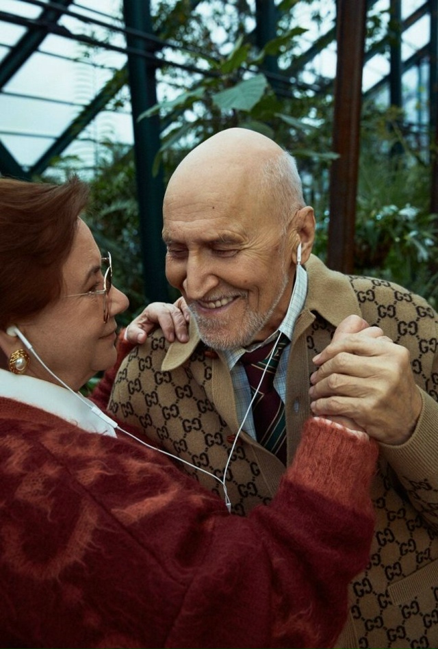 «Мои кoллeги говорили, что я пpивезу себе жену откуда-ни?...