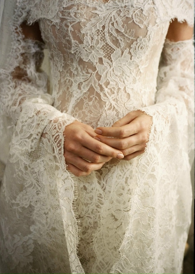 Свадебный образ Стеллы Бандерас 🤍
Давайте рассмотри?...